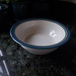 EUC (barely used) Pfaltzgraff Mountain Shadow large bowl